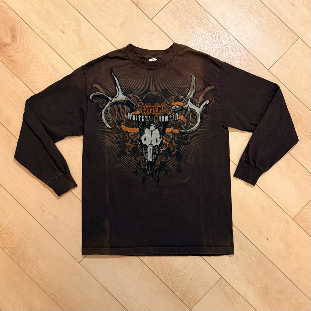 “Extreme Whitetail Hunter” Graphic Long Sleeve Tee